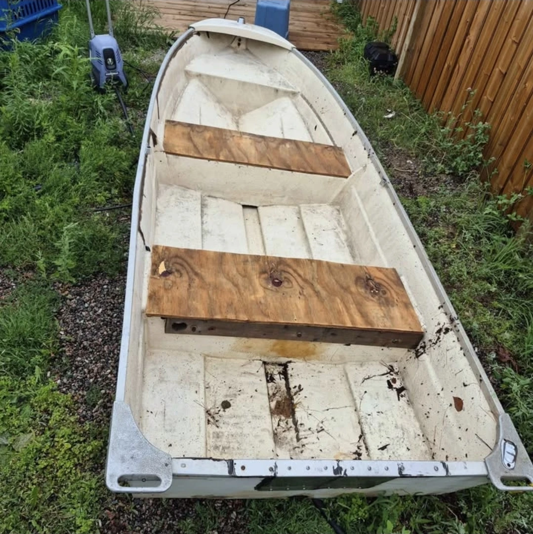 12ft fiberglass boat
