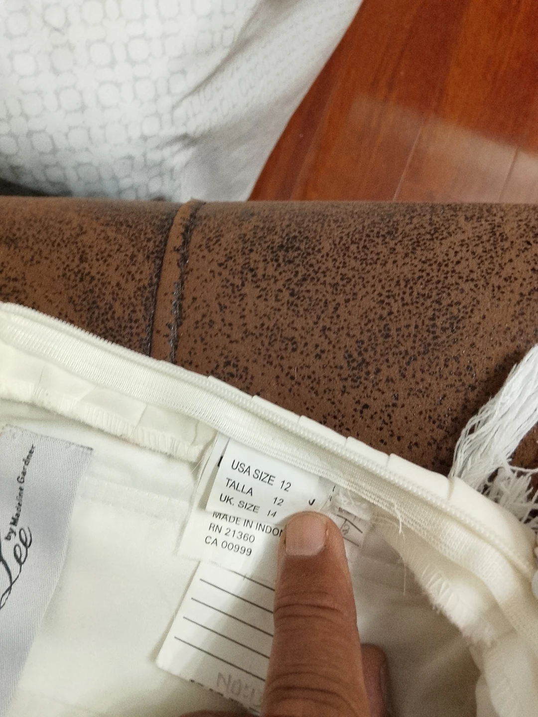 Mori Lee Strapless Ivory Dress - Size 12 - photo 4