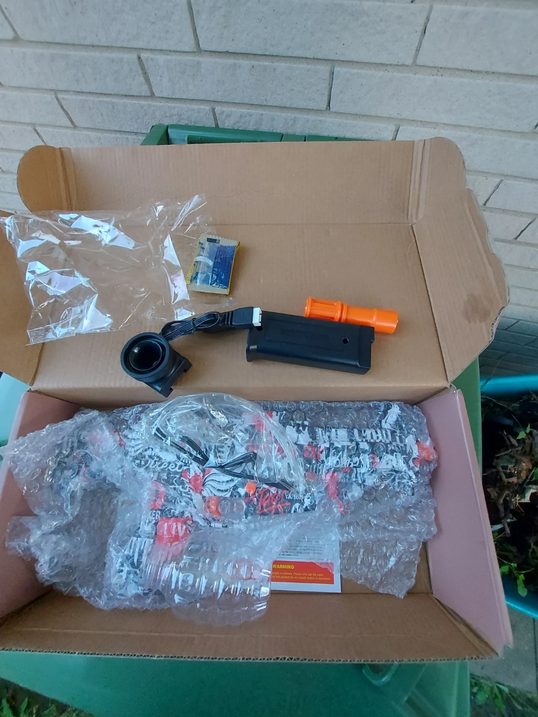 UHOME HARI UMP45 Combat Gun Model Toy - photo 4