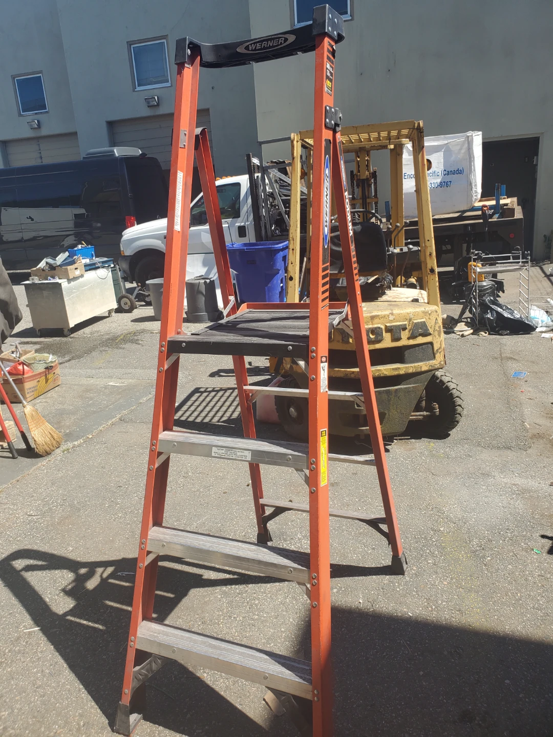Werner 4-Step Ladder