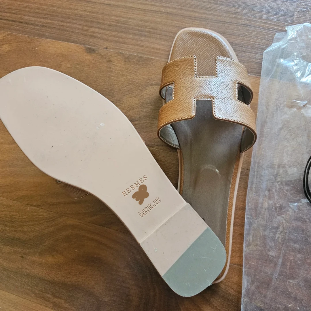 Hermès Women's Tan Leather Slides Size 8 - photo 2