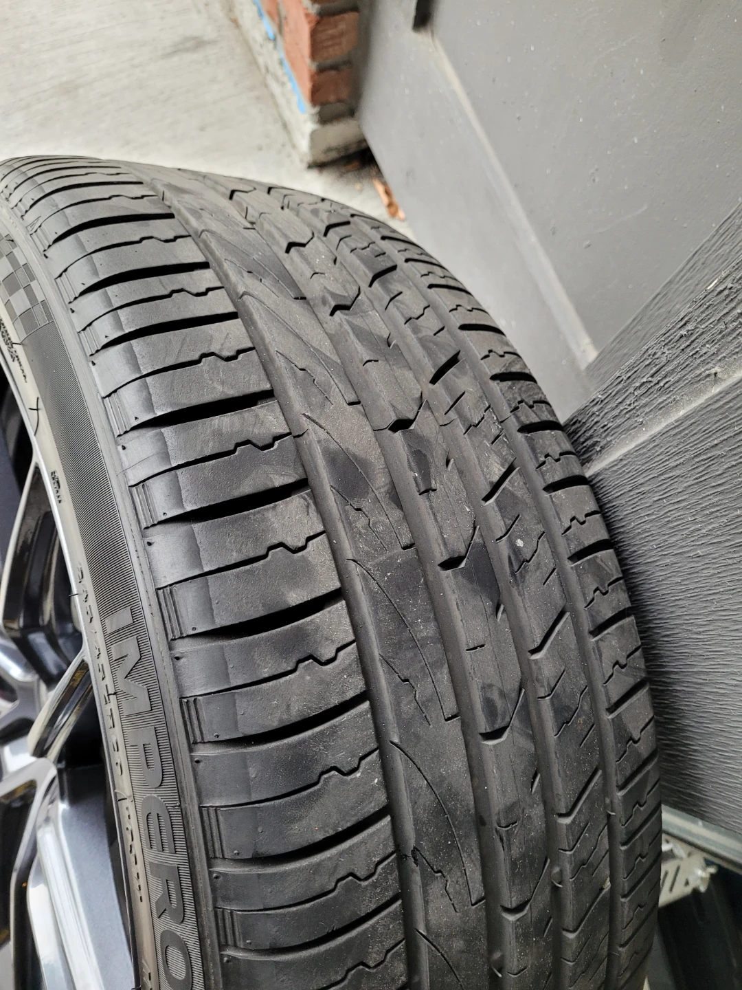 Set of 4 Zeta Impero 245/45ZR20 Tire with RTX Wheel - photo 3