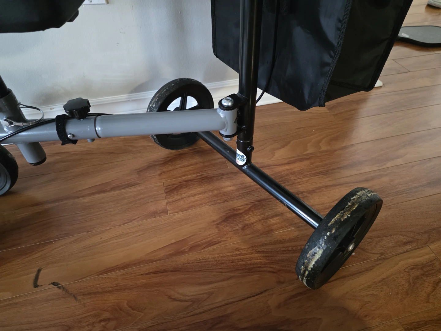 Adjustable folding scooter knee Rover - photo 5