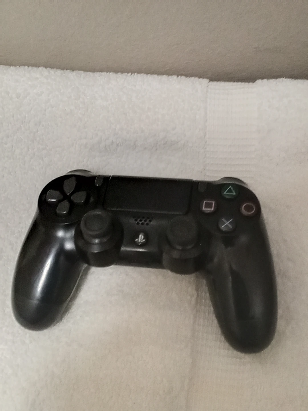 Black PlayStation 4 DualShock 4 Controller
