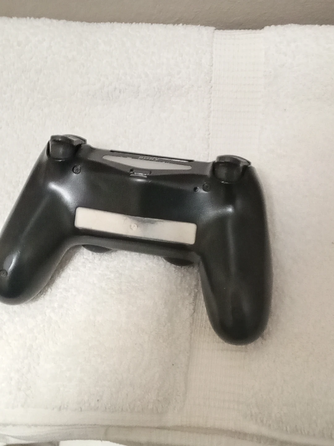 Black PlayStation 4 DualShock 4 Controller - photo 2