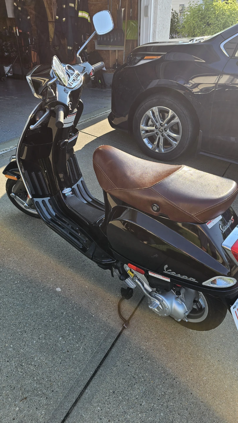 Vespa Piaggio S50 Scooter