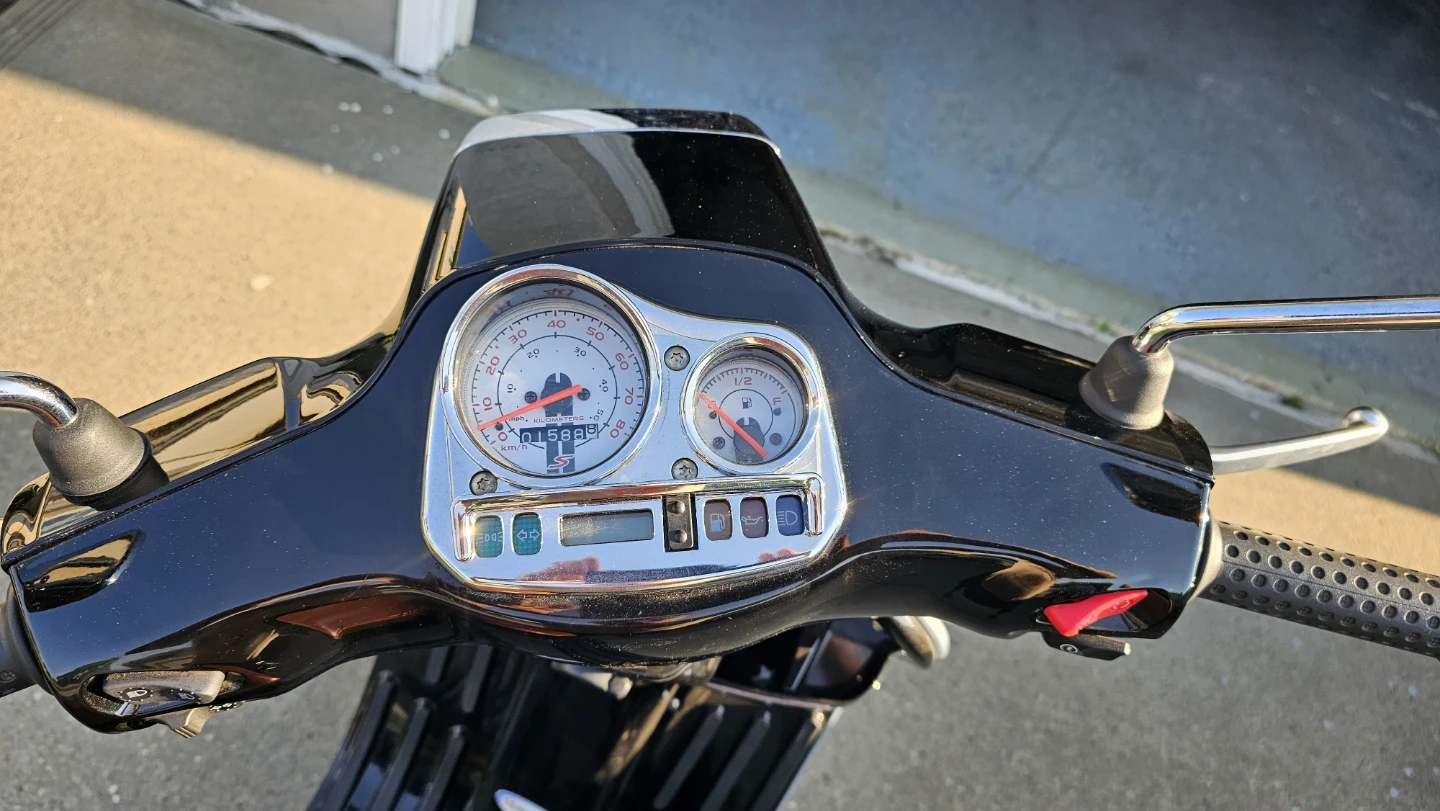 Vespa Piaggio S50 Scooter - photo 2