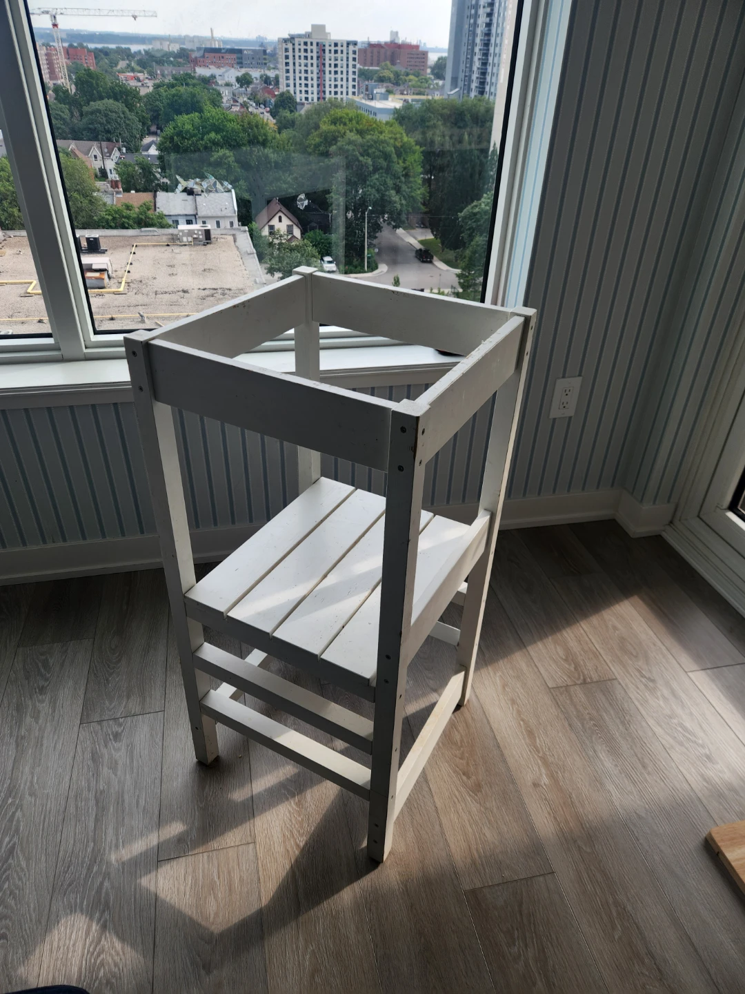 White Wooden Learning Tower