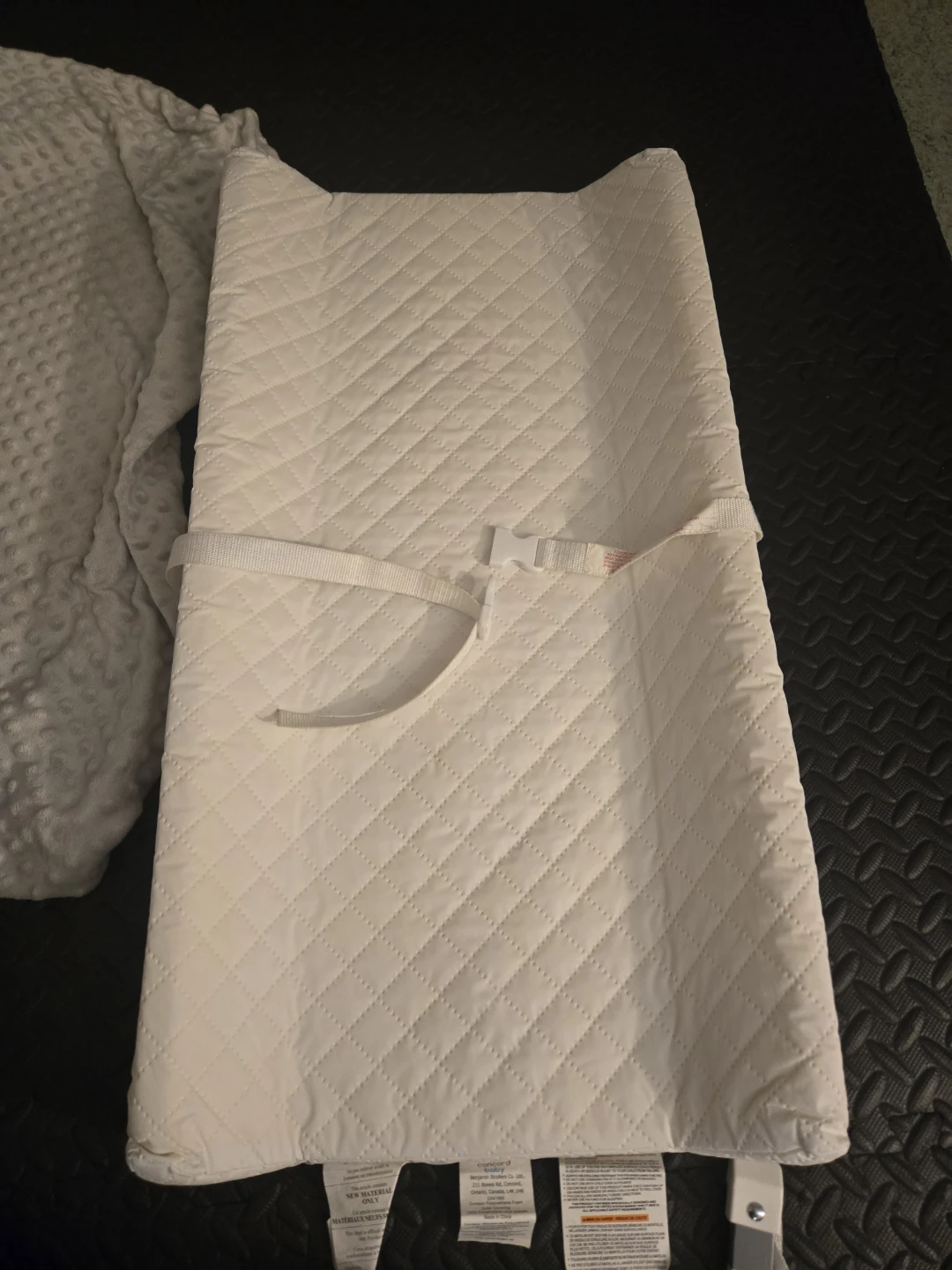 Contour Changing Pad with Cover - photo 2