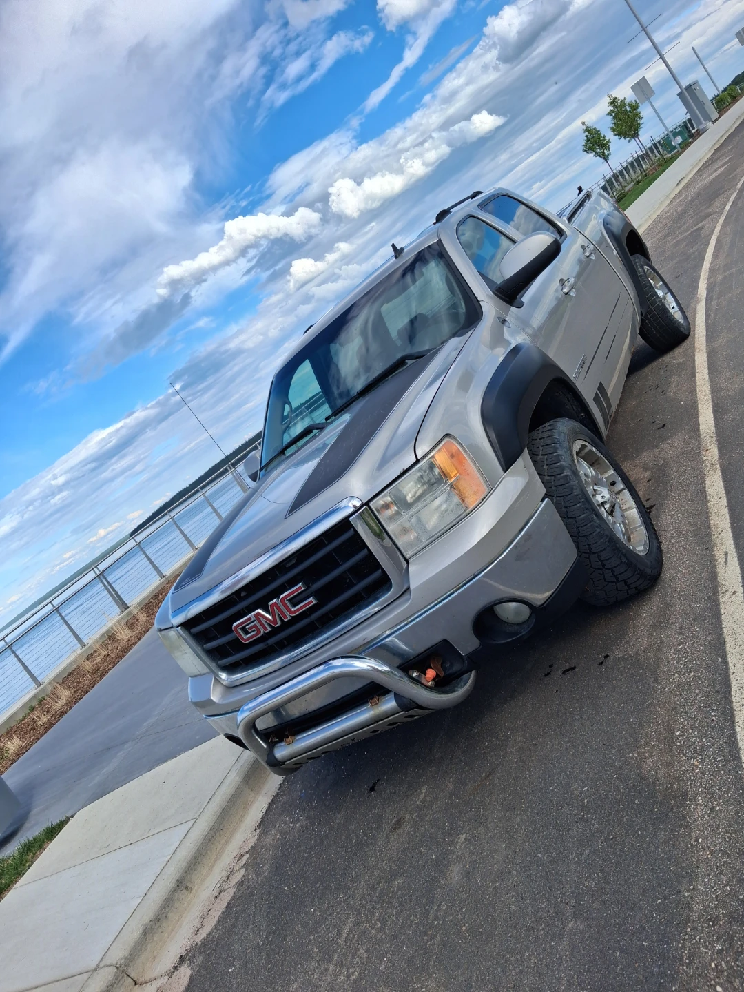 GMC Sierra Pickup Truck - photo 4