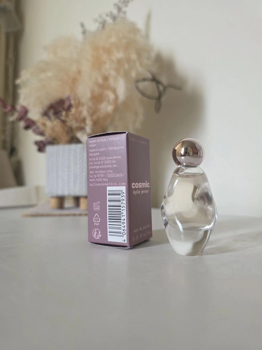 Kylie Jenner Cosmic Eau de Parfum Mini - photo 3