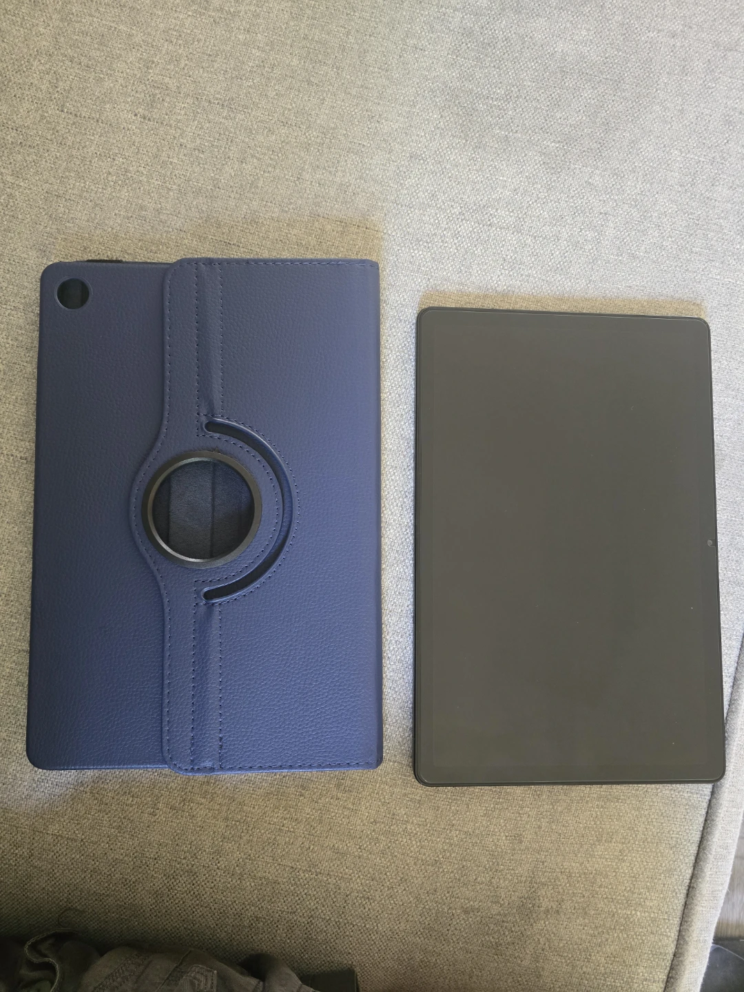Samsung Tablet  A9+ with Blue Rotating Case - photo 3