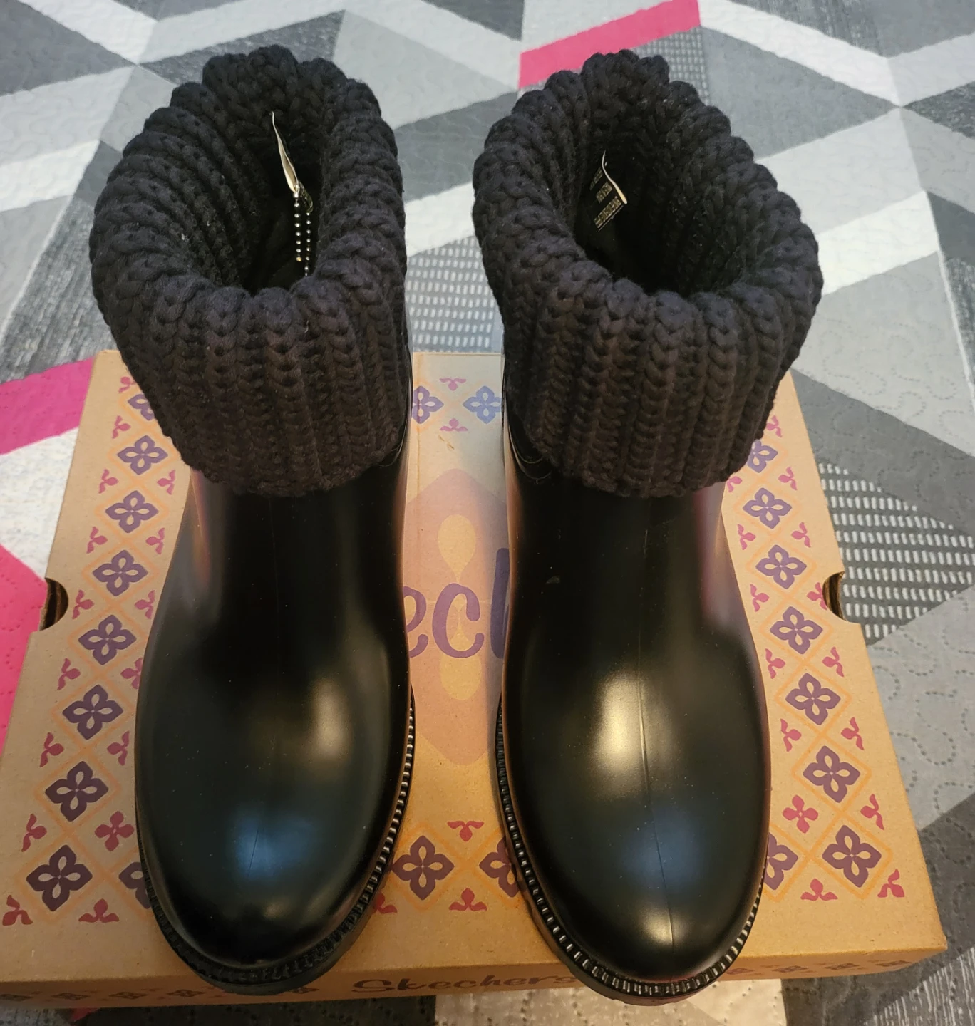 Skechers Black Ankle Boots with Knit Cuffs - photo 2