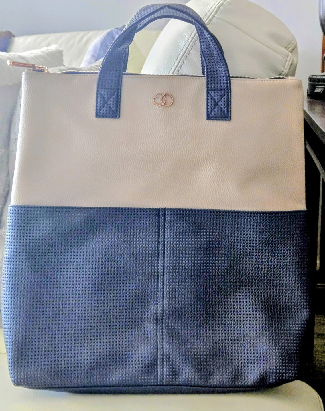 Brand New Caboodles 2 in 1 Laptop Backpack/Tote Bag - photo 2
