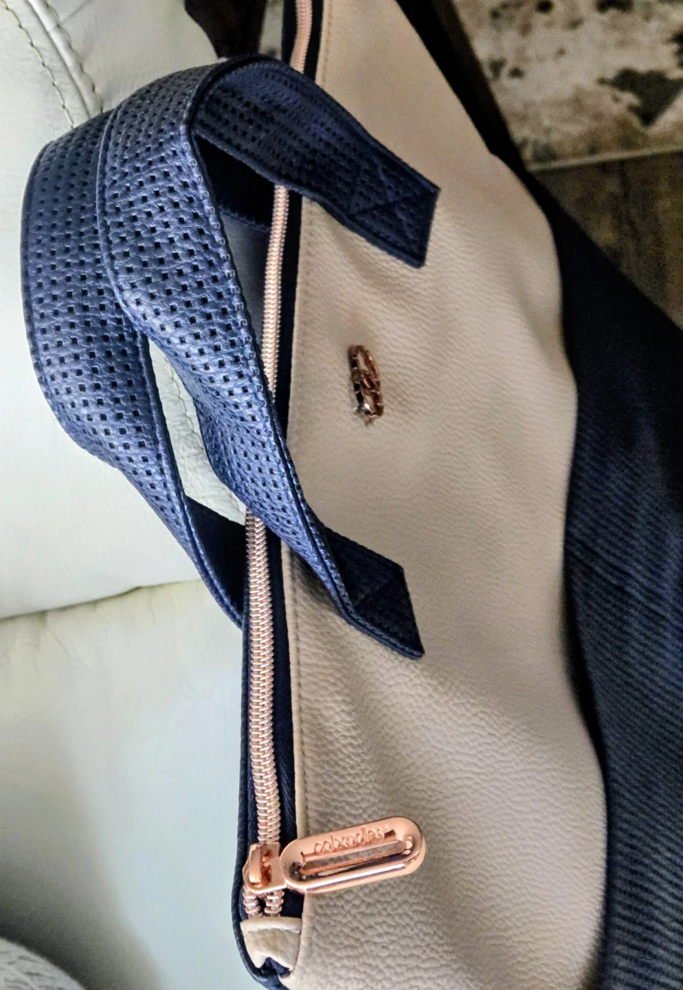 Brand New Caboodles 2 in 1 Laptop Backpack/Tote Bag - photo 4