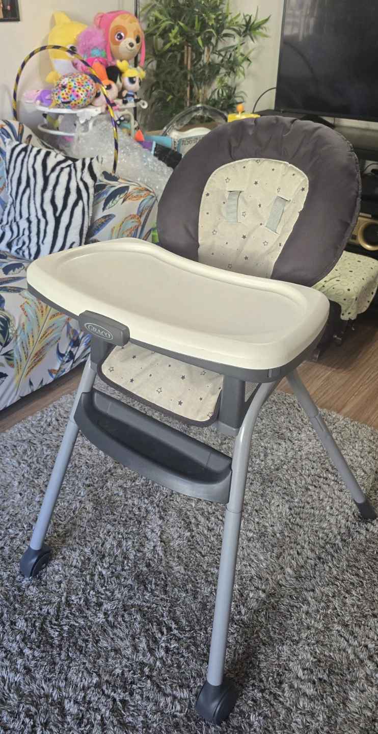 Graco Booster Seat with Tray