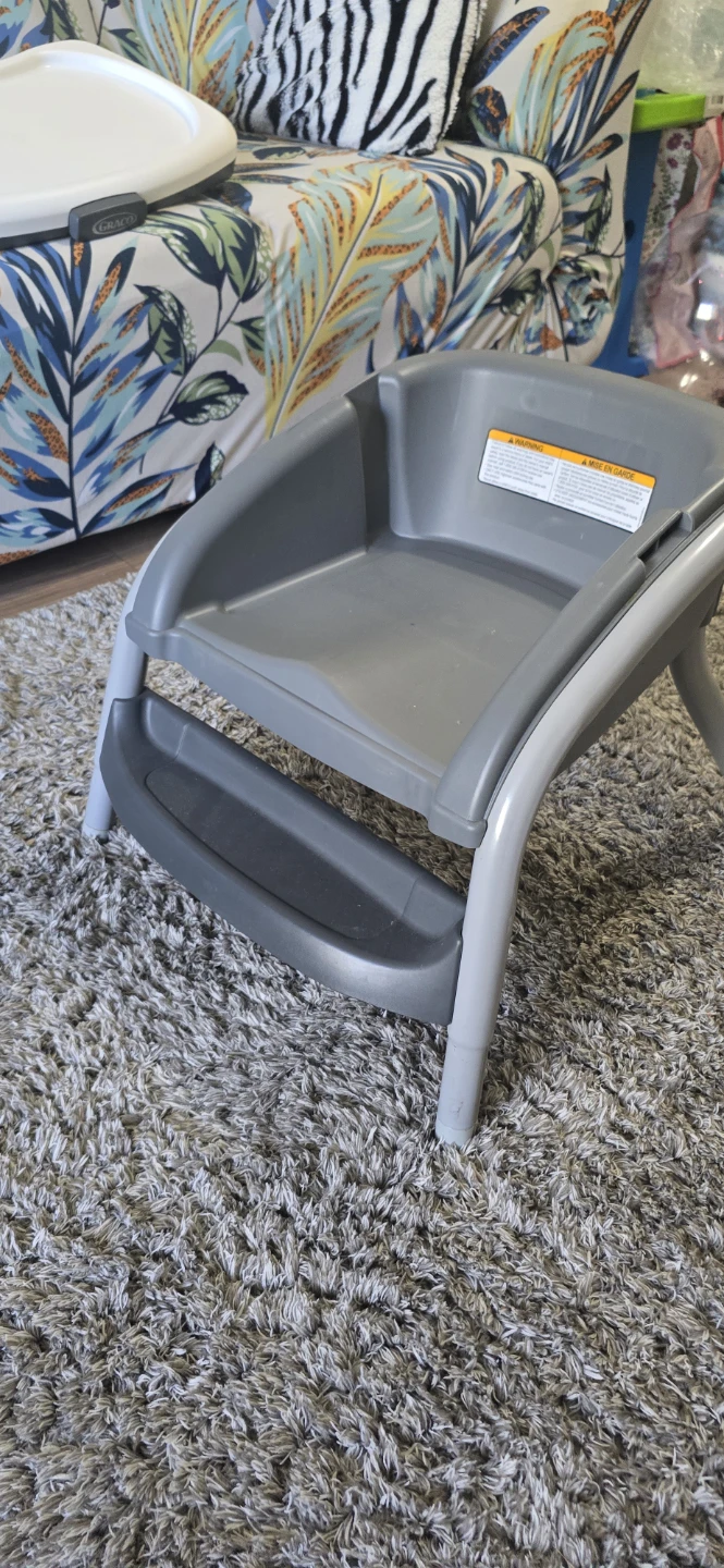 Graco Booster Seat with Tray - photo 3