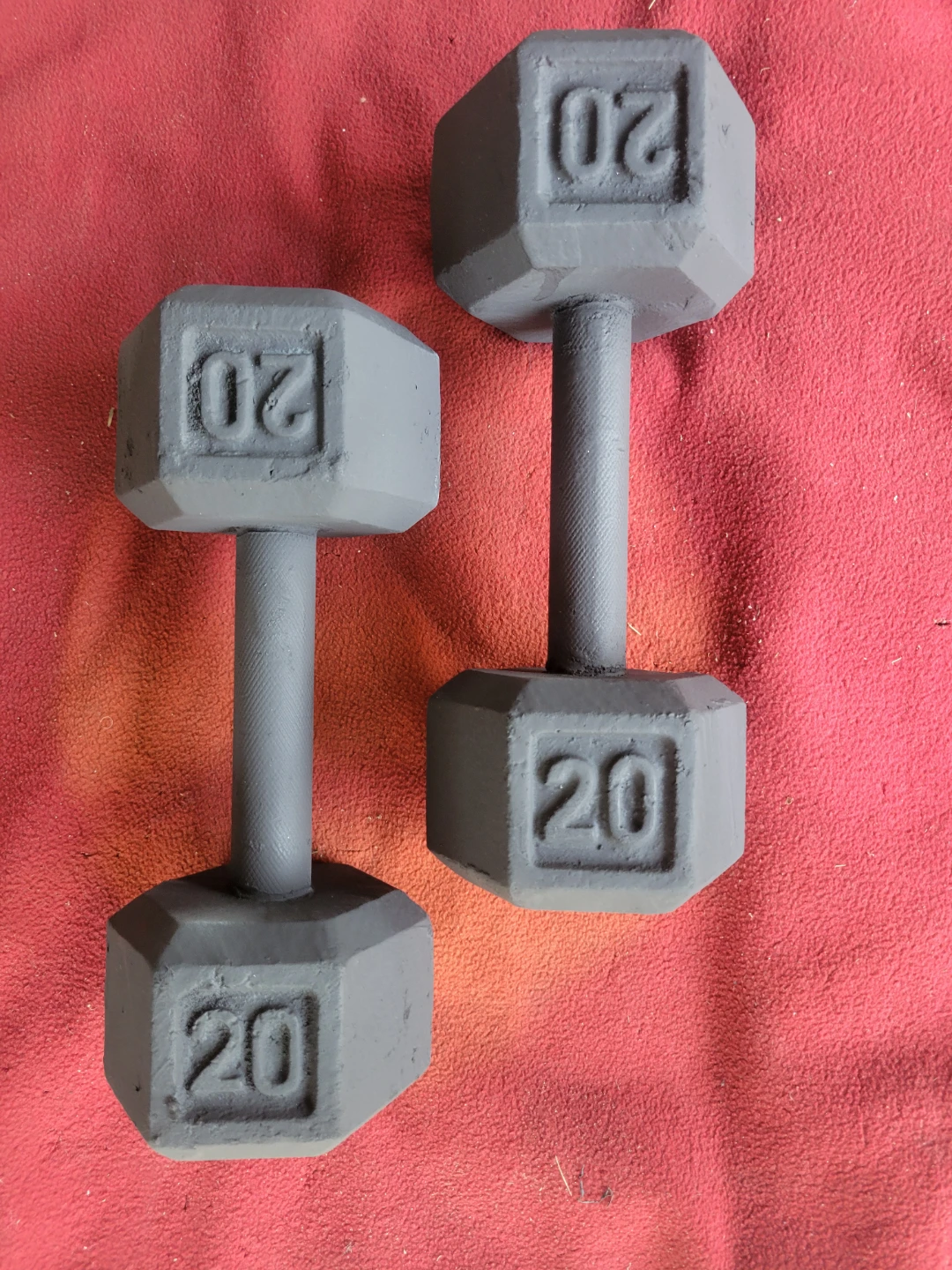 SET OF  20LB  HEXHEAD DUMBBELLS  TOTAL 40LBs