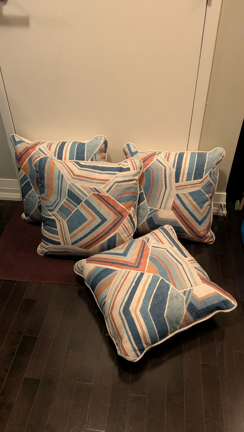 Decorative Throw Pillows - Set of 4