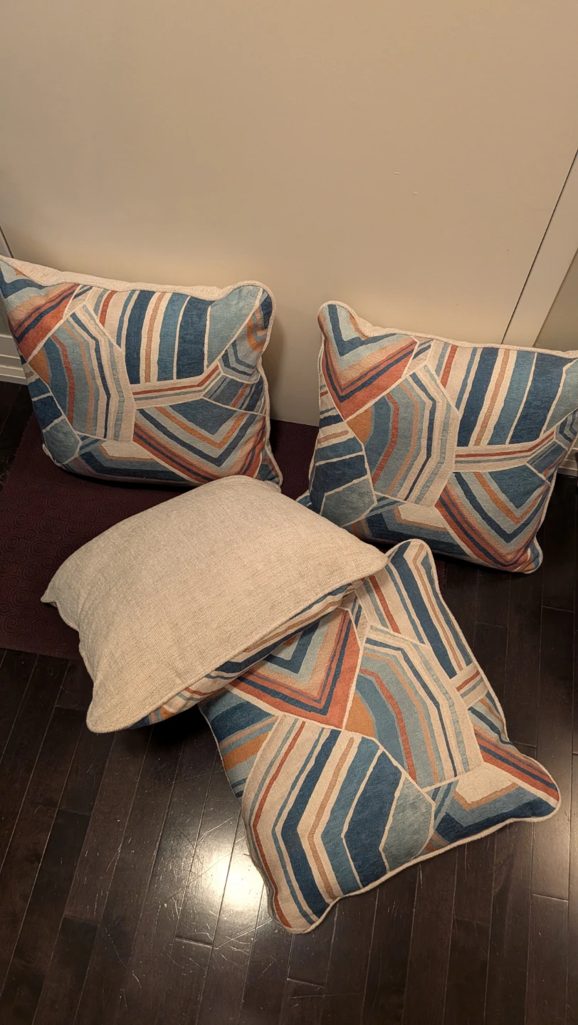 Decorative Throw Pillows - Set of 4 - photo 2