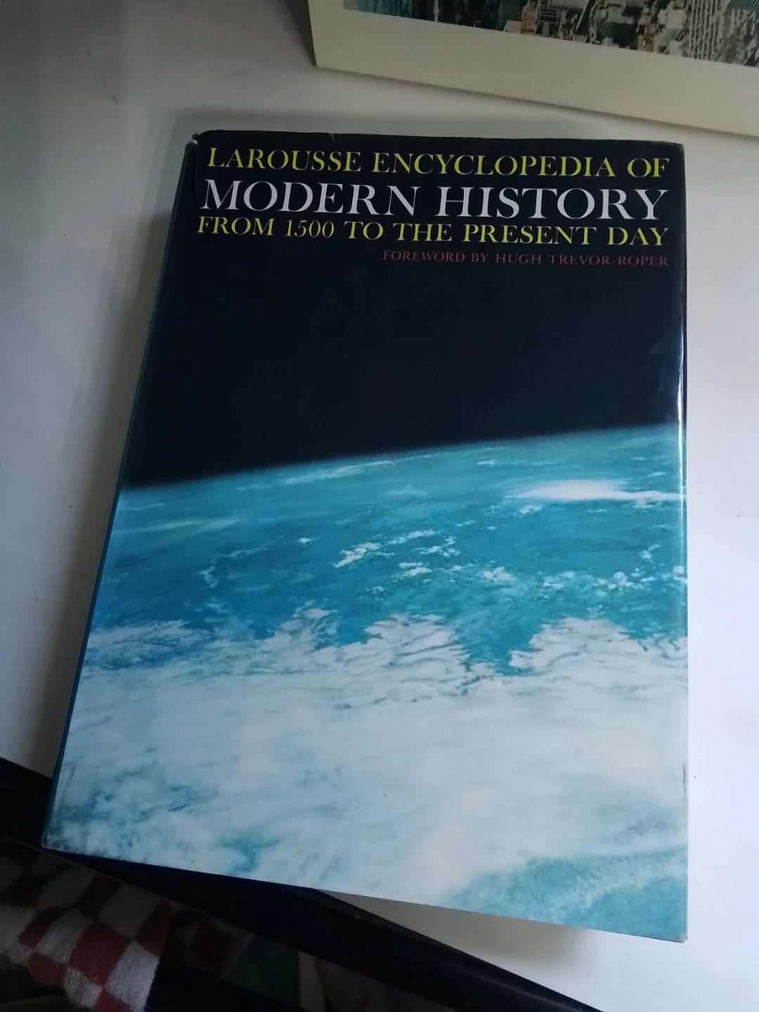 Bundle of 5 Books: History, Atlas, Toronto, Pharaohs - photo 2
