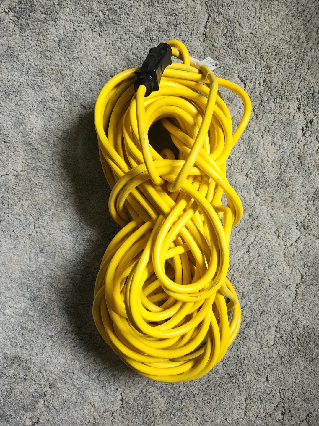 100ft Outdoor Extension Cord.