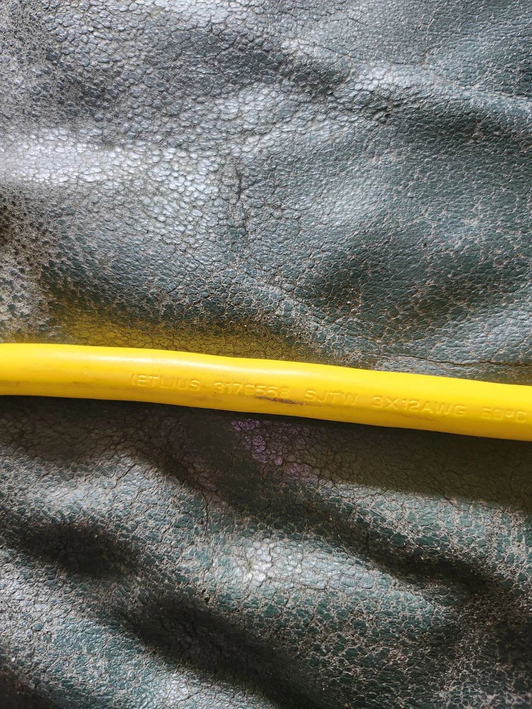 100ft Outdoor Extension Cord. - photo 3