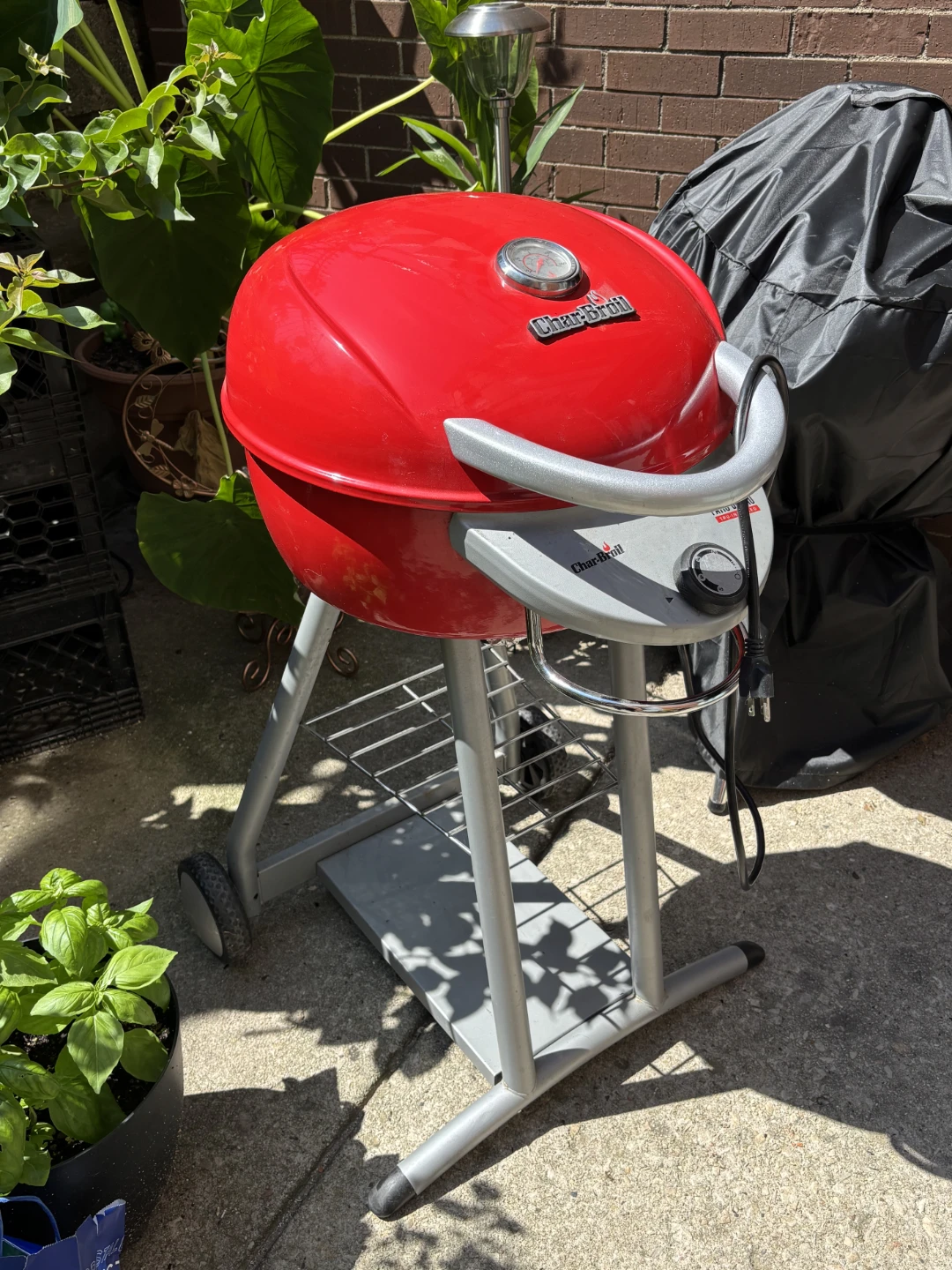 Char-Broil Patio Bistro Electric Grill