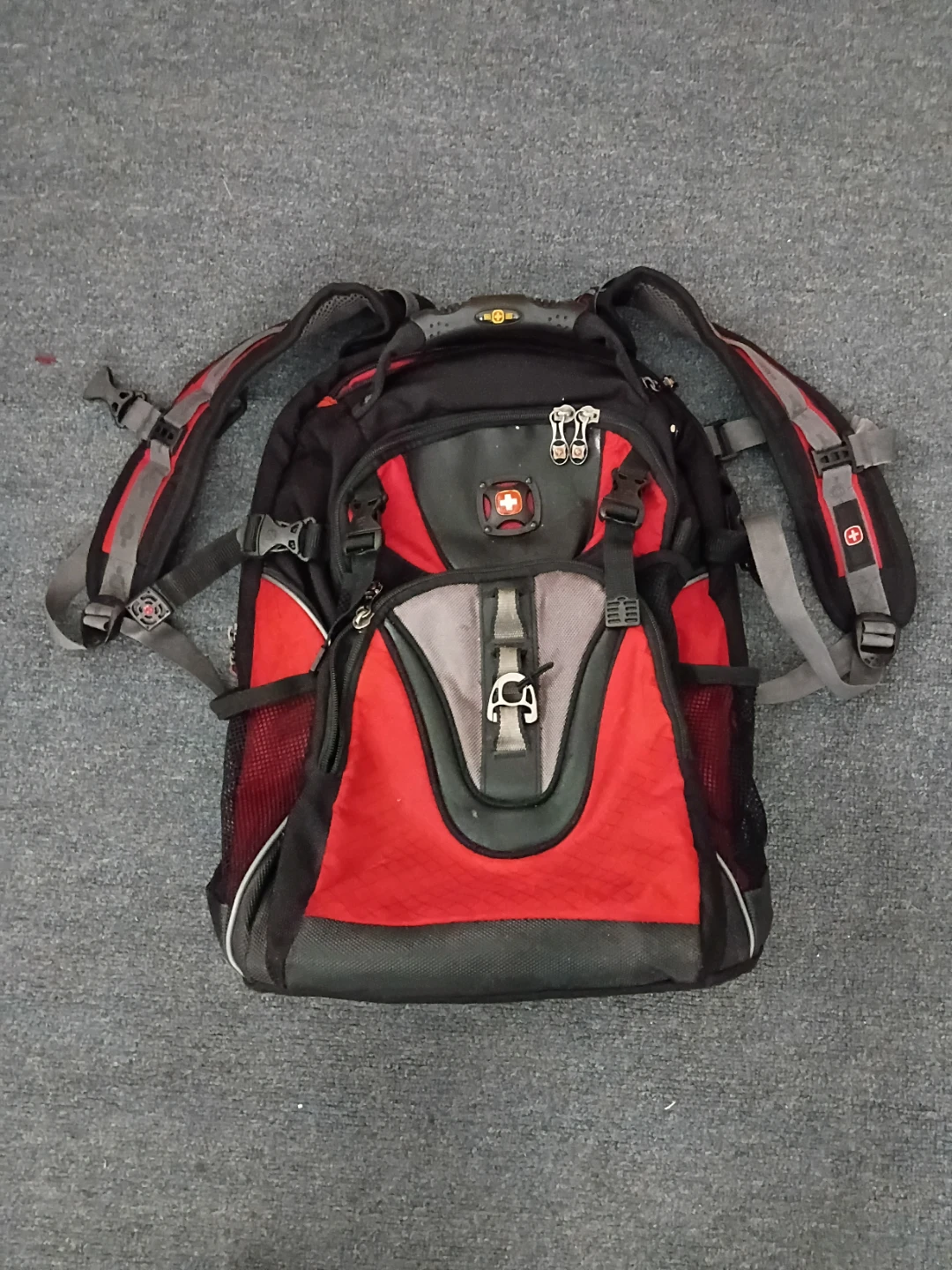 Swiss Gear Backpack - Red/Black - photo 4