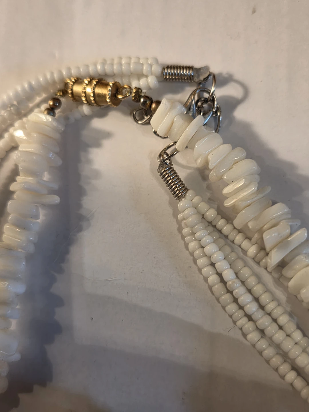 White Shell Pendant Necklace Set - photo 4