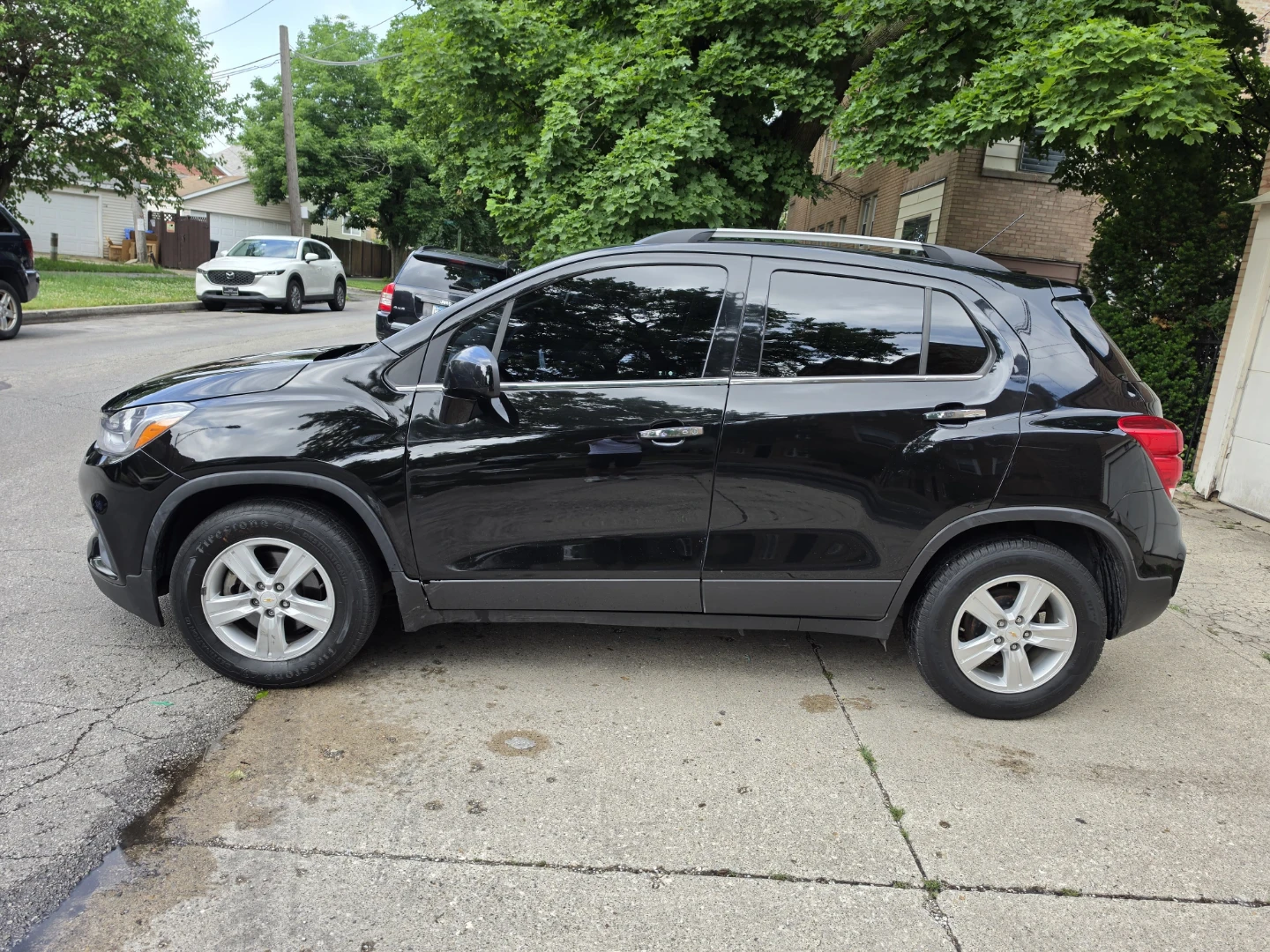 Black Chevrolet Trax LT SUV - photo 5