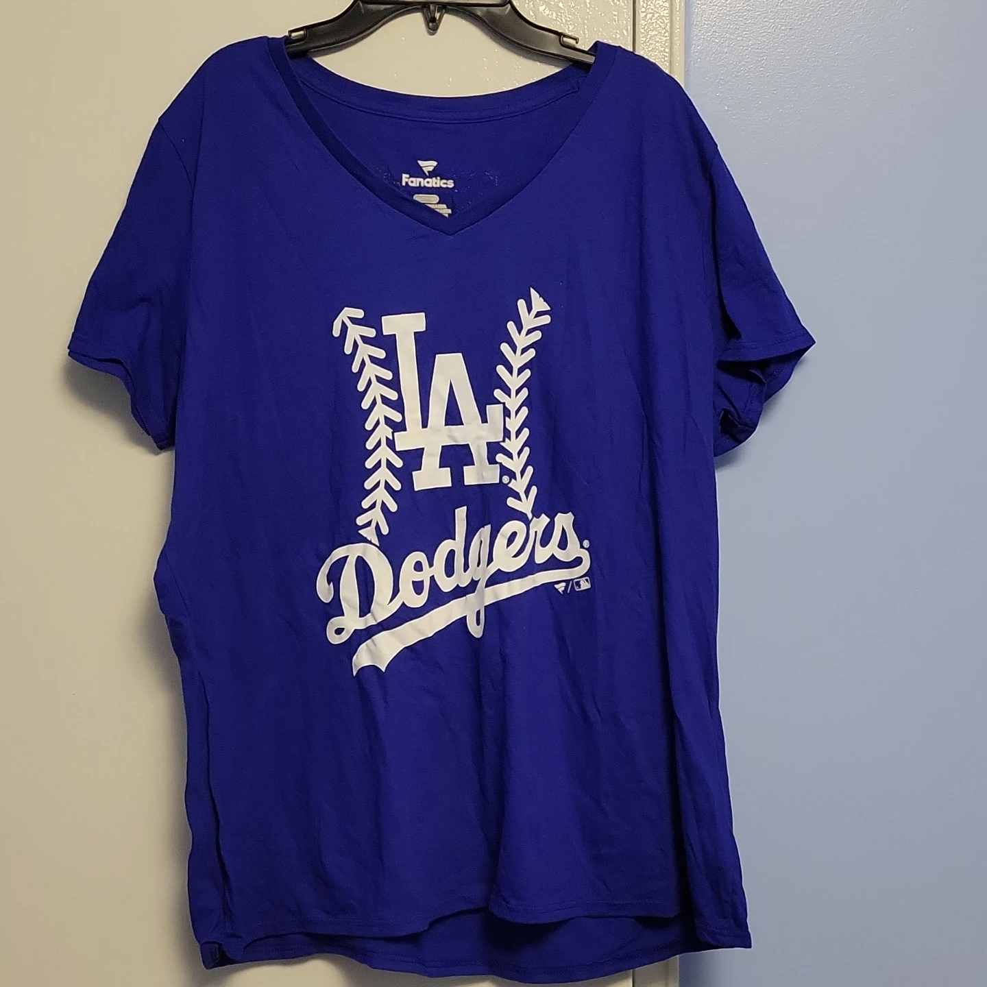 Fanatics LA Dodgers Blue V-Neck T-Shirt - photo 2