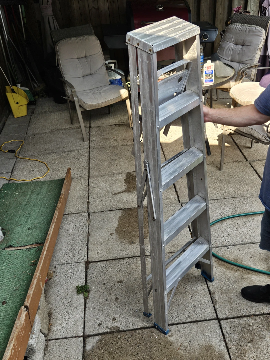 Aluminum Step Ladder - photo 3