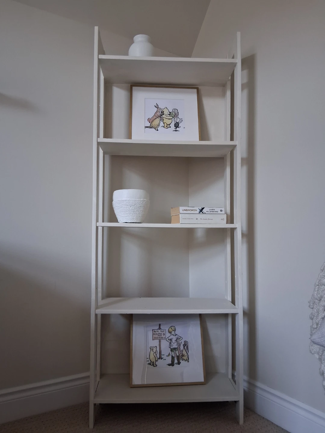 White 5-Shelf Ladder Bookshelf