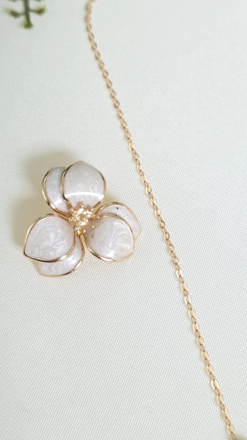 Flower Pendant Necklace and Earrings Set - photo 4