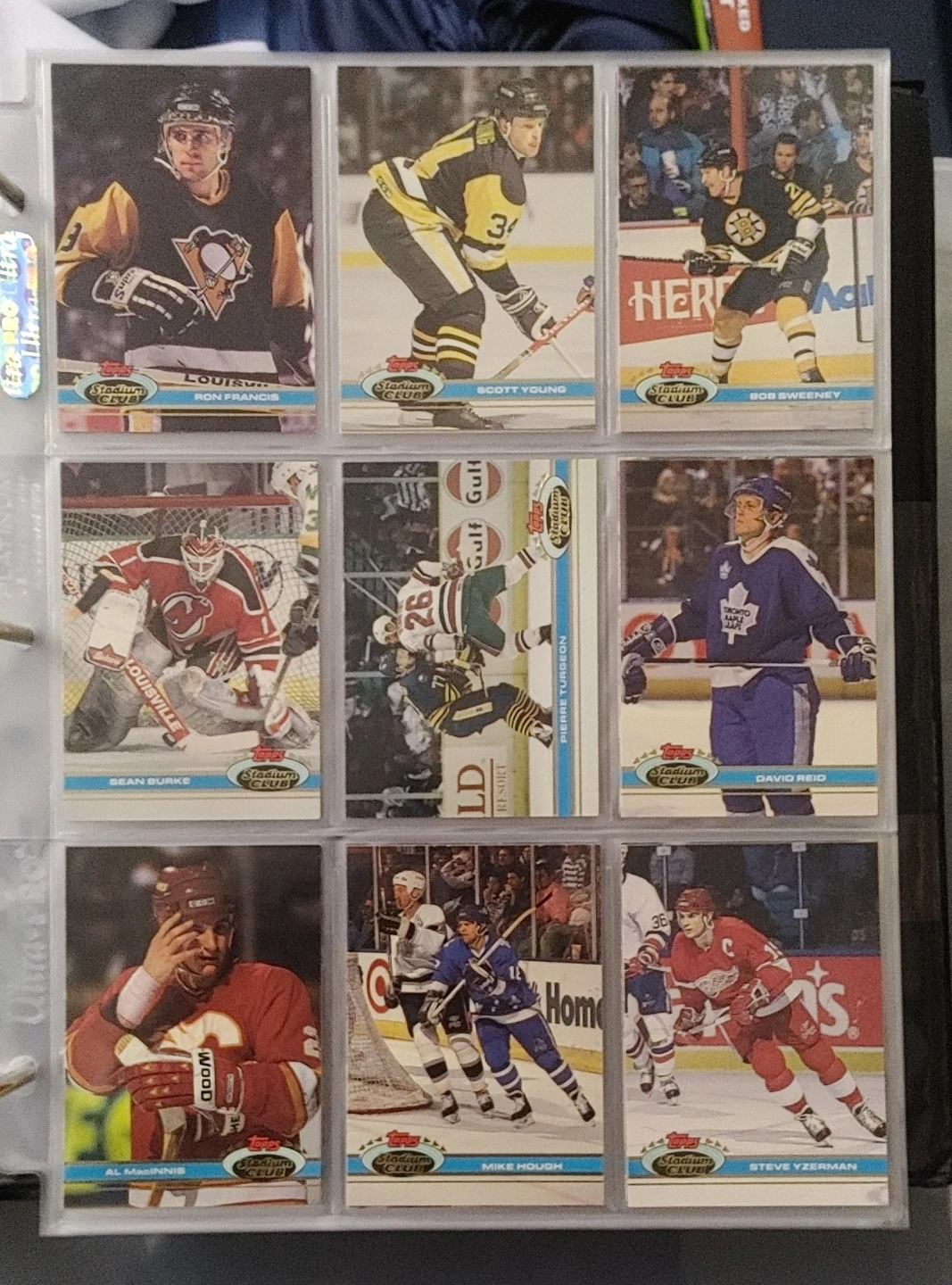 HOCKEY COLLECTIBLES - photo 3