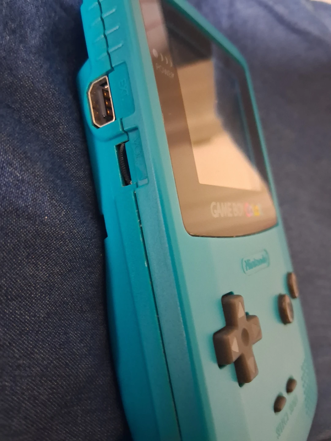 Game boy color excellent condition