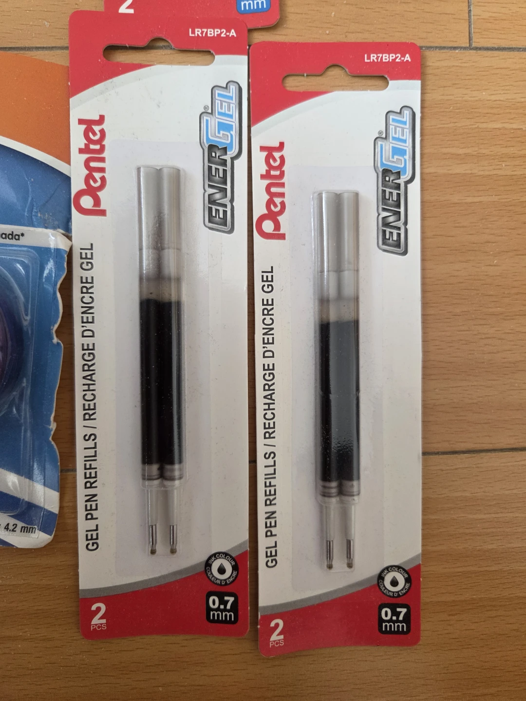 Pentel Gel Pens (Black & Blue) - 0.7mm and wite outs - photo 4