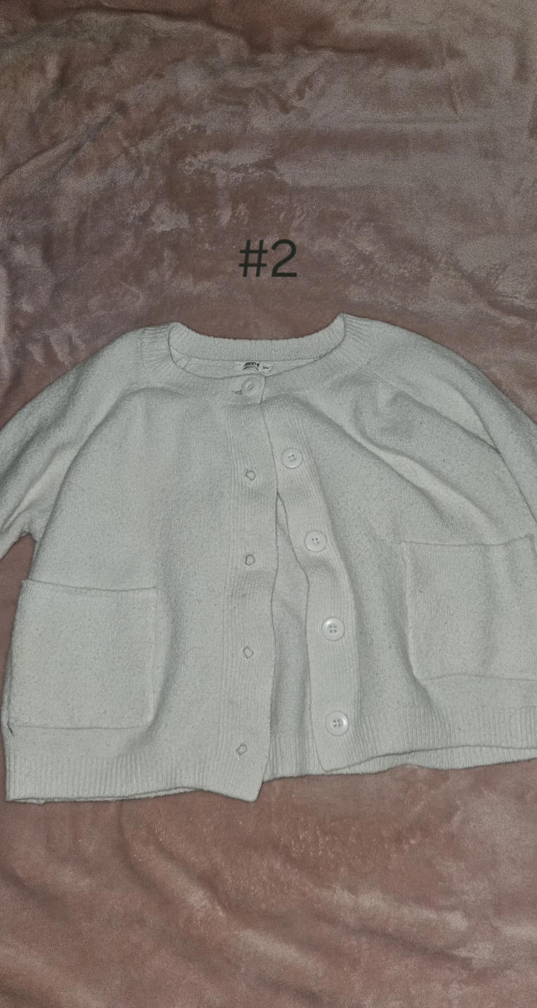 Womens Zip + Button Ups - 5-10$ - photo 2