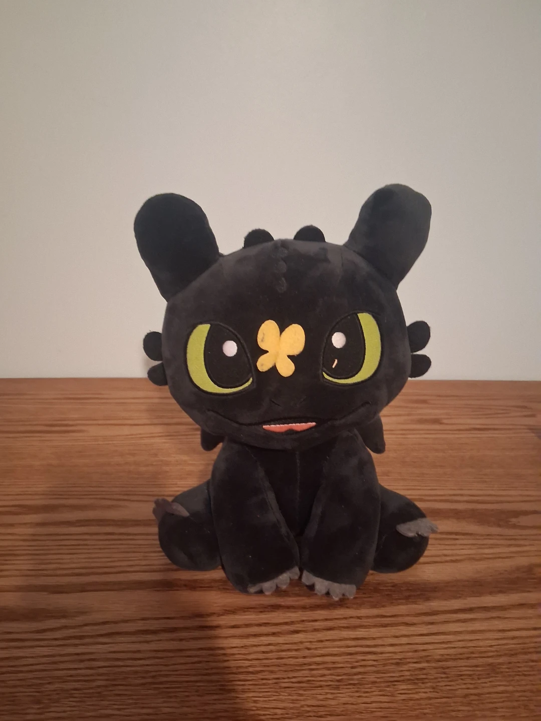 Toothless plush toy