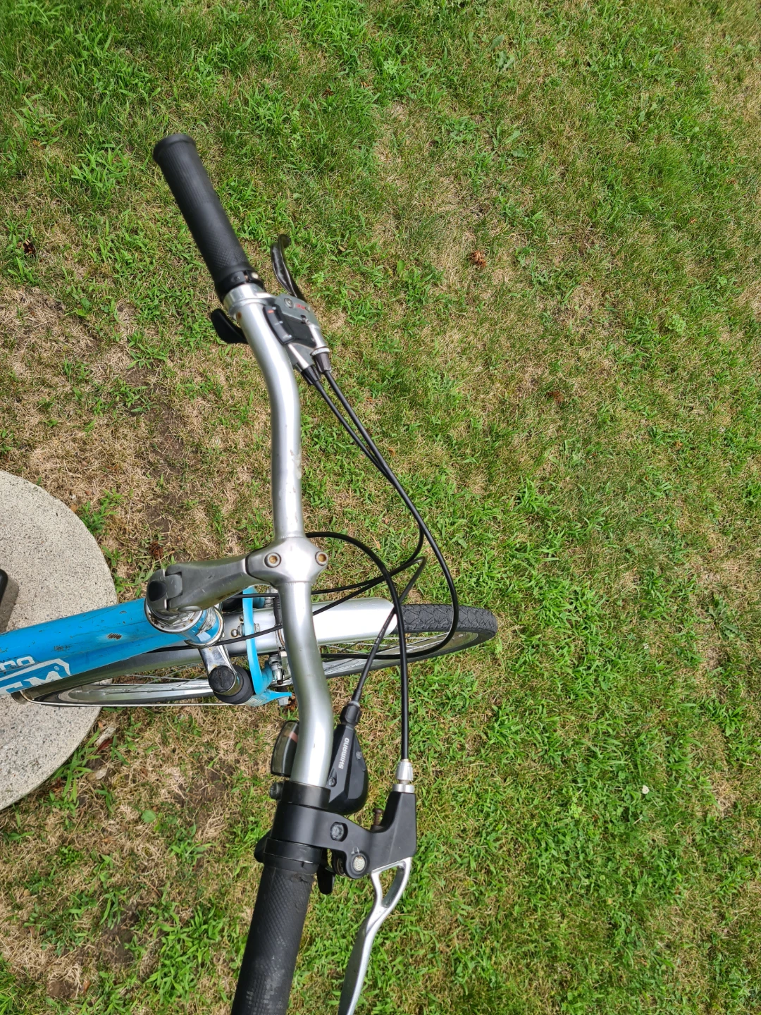 Blue CCM Hybrid Bike - photo 3