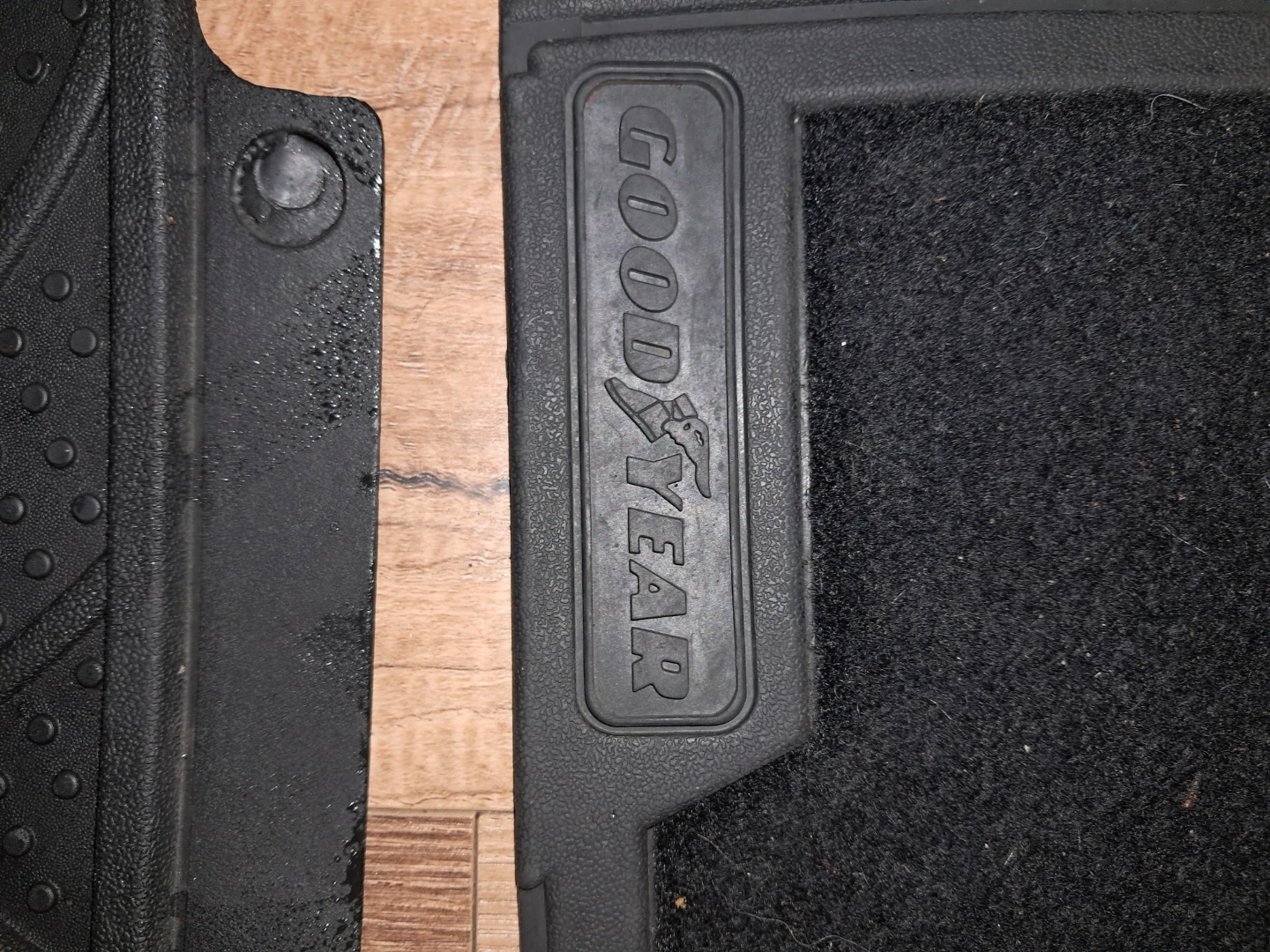 Goodyear All-Weather Car Floor Mats Set - photo 5