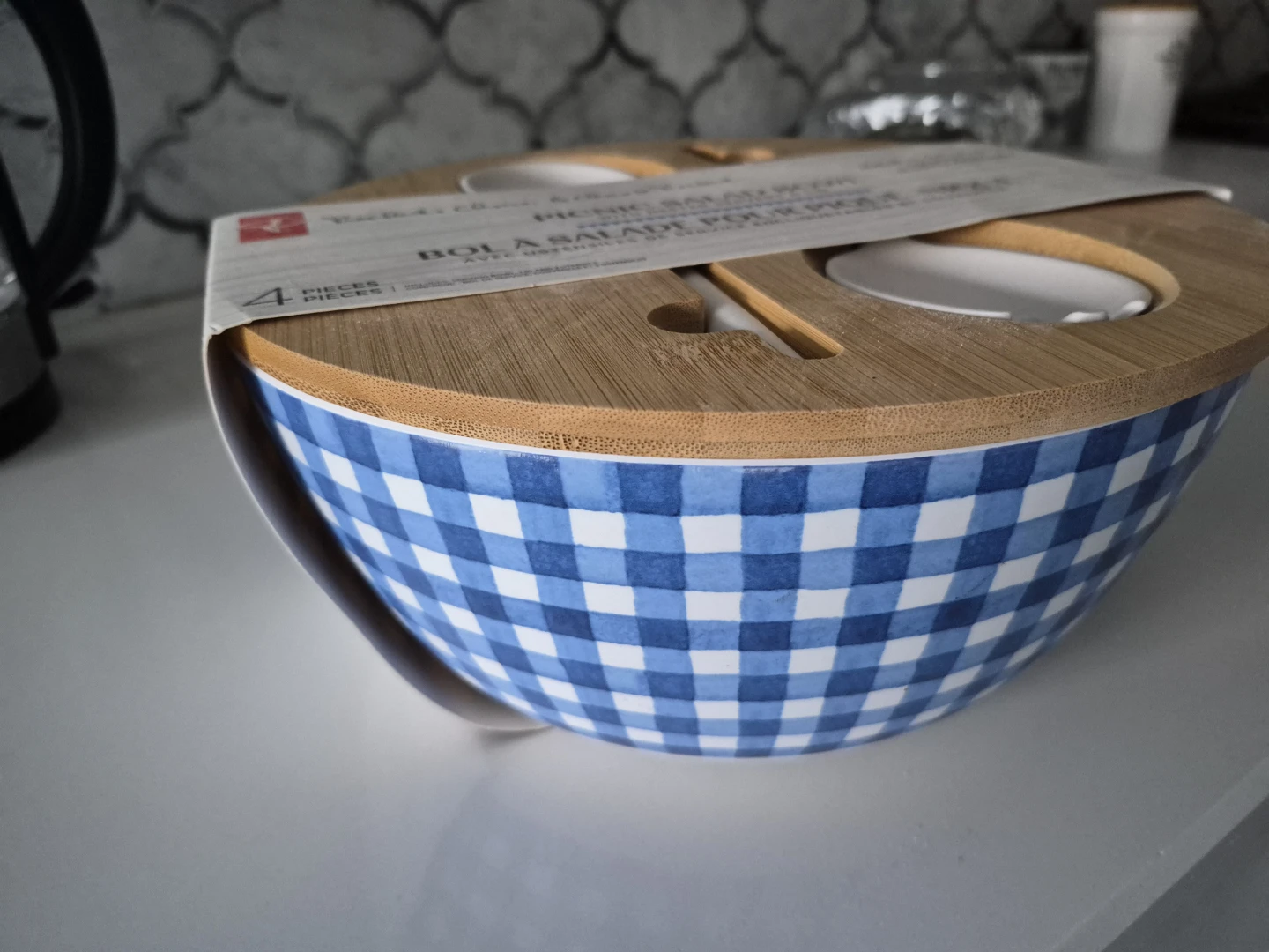 President's Choice Picnic Salad Bowl with Nesting Servers & Lid - photo 2