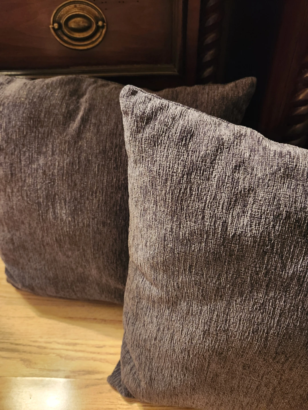 Two dark grey throw pillows - photo 3
