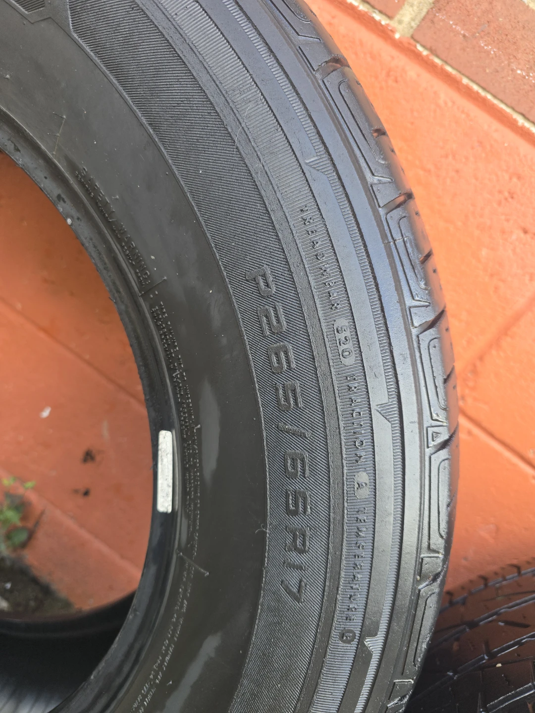 265-65-17 all season tire - photo 5