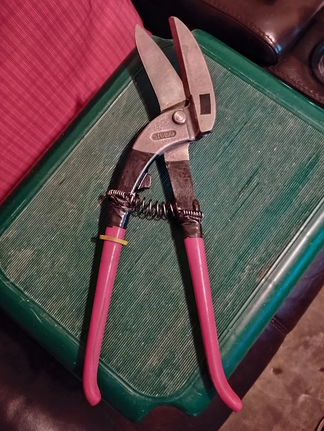 STUBAI Tin Snips (pelican pattern) For long straight cutting.