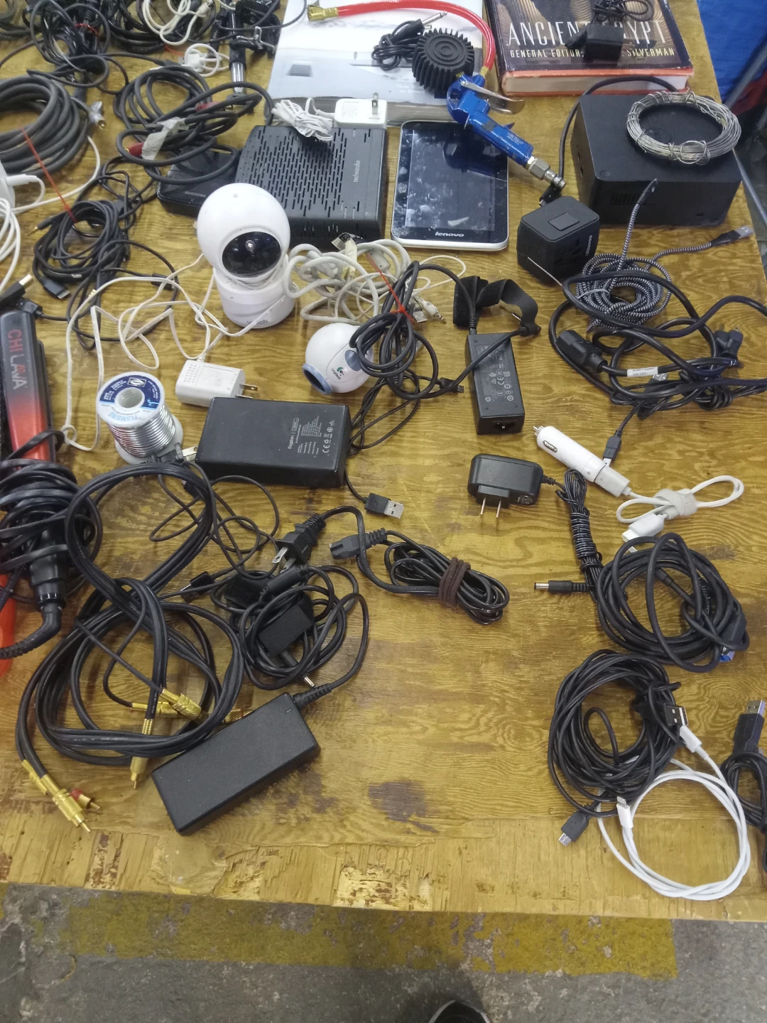 Assorted Electronics Cables & Accessories