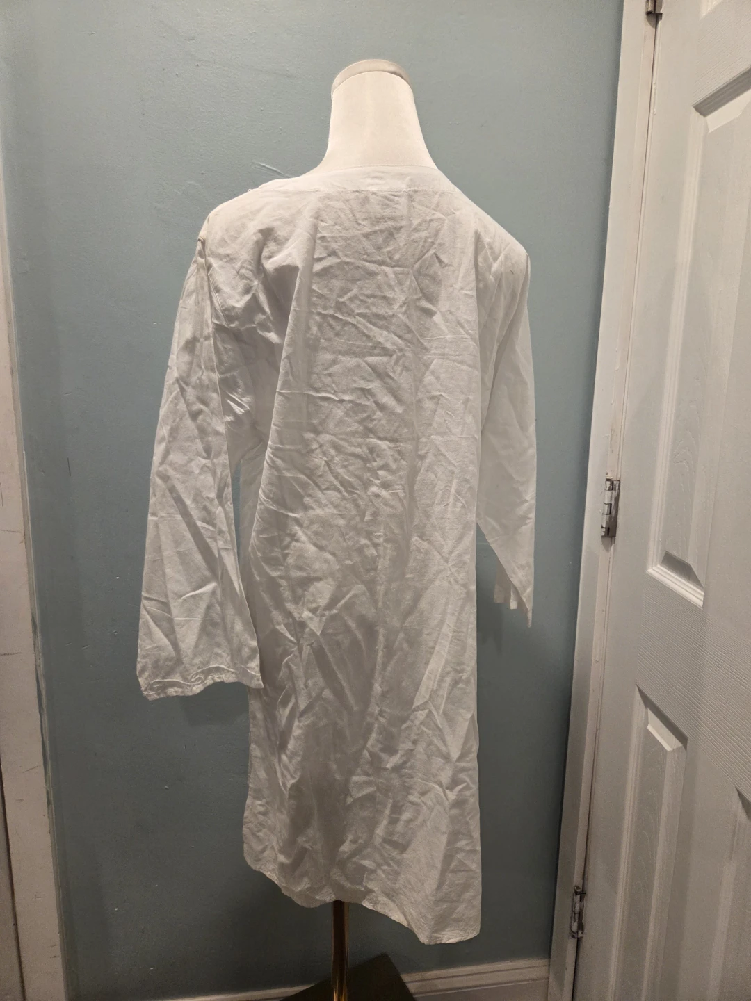 White Embroidered Tunic Dress Size Medium - photo 2