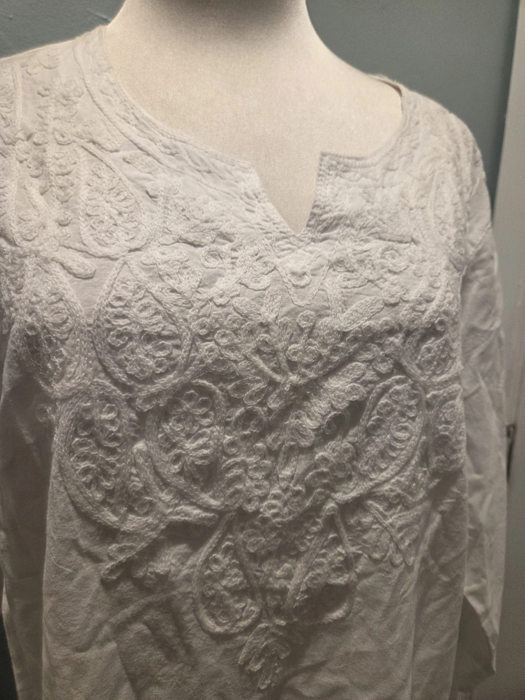 White Embroidered Tunic Dress Size Medium - photo 3