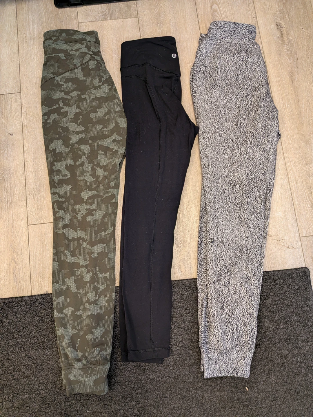 Lululemon Athleisure Leggings Assorted Patterns and Colours - photo 2